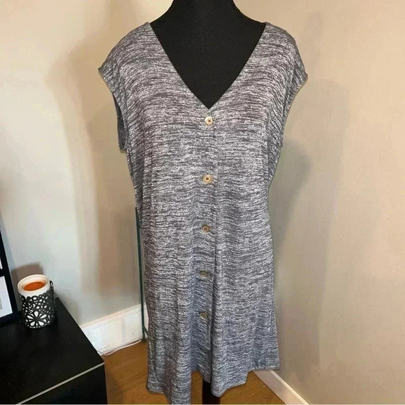 Aritzia - Wilfred Dress - Picture 1 of 7